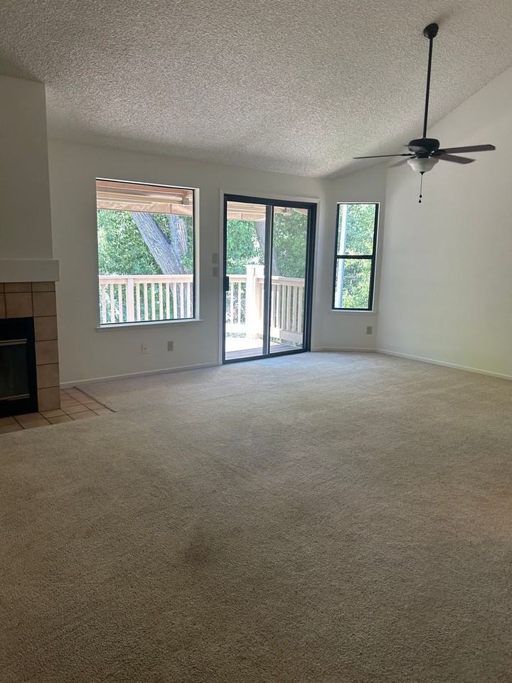 2875 Idlewild Dr - Photo 7 of 15