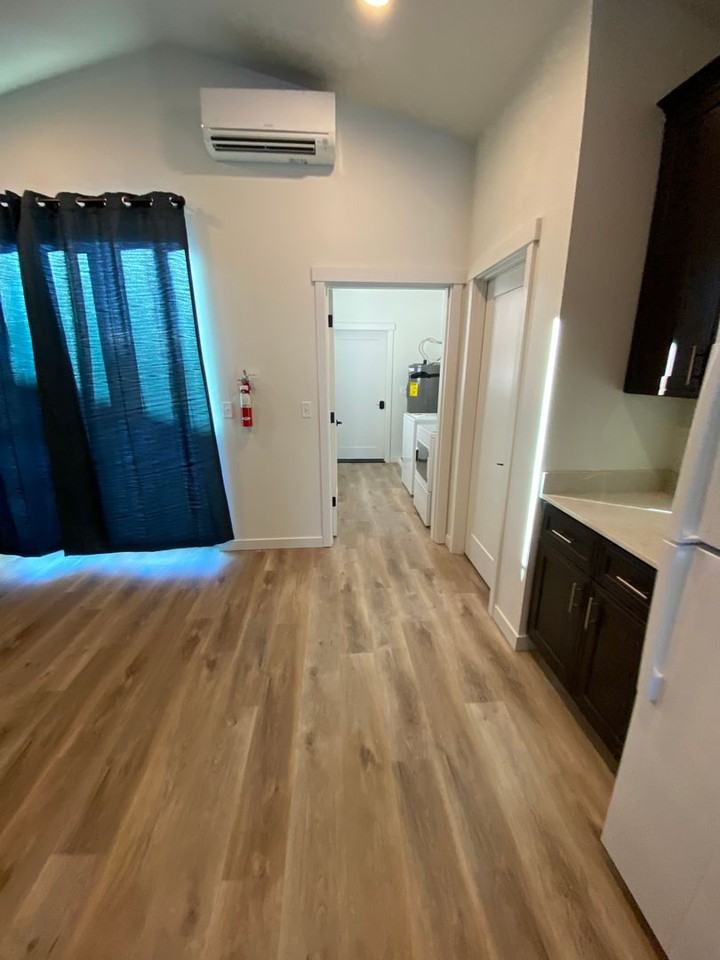 2521 N Benjamin Ln - Photo 4 of 18