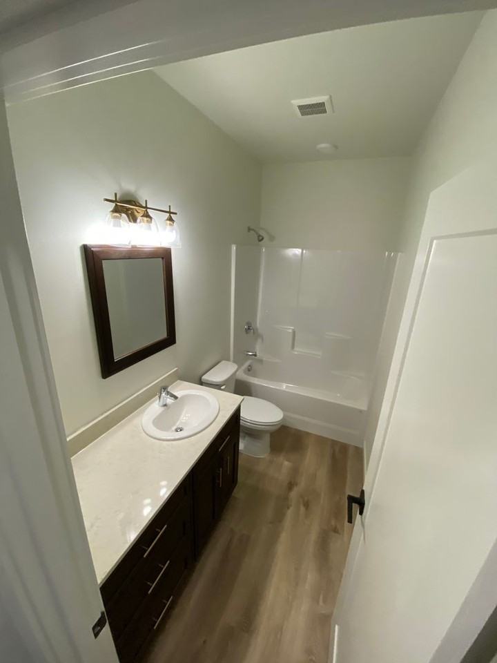 2521 N Benjamin Ln - Photo 5 of 18