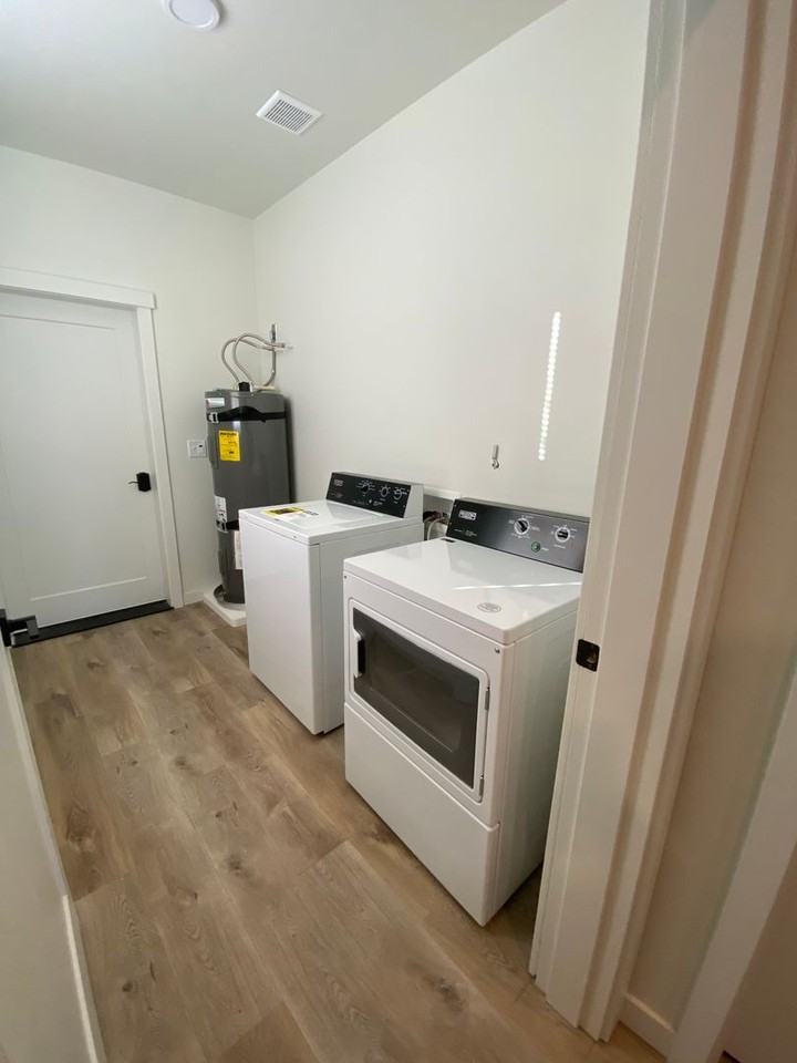 2521 N Benjamin Ln - Photo 7 of 18