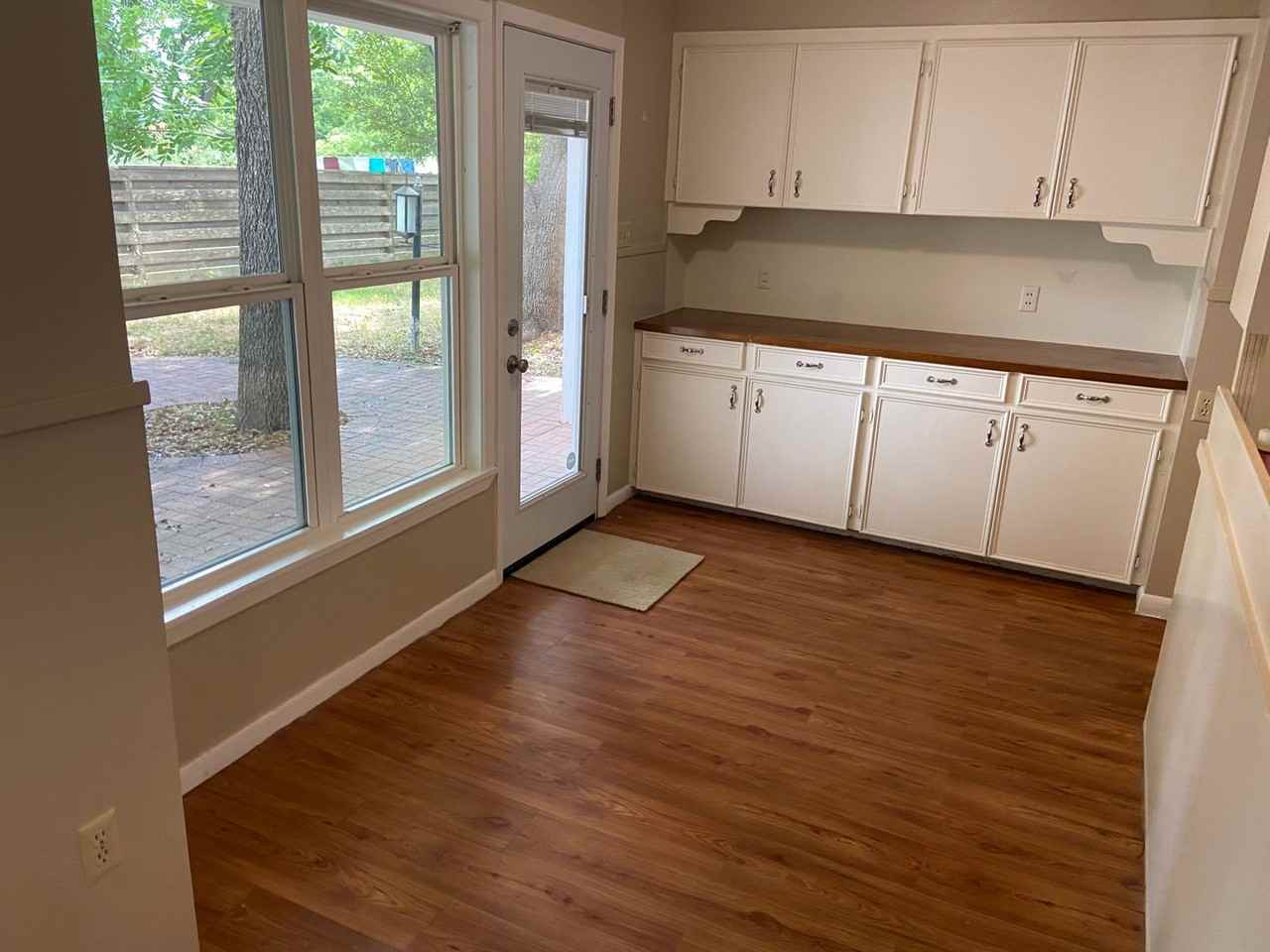 1134 Washington Blvd - Photo 2 of 12