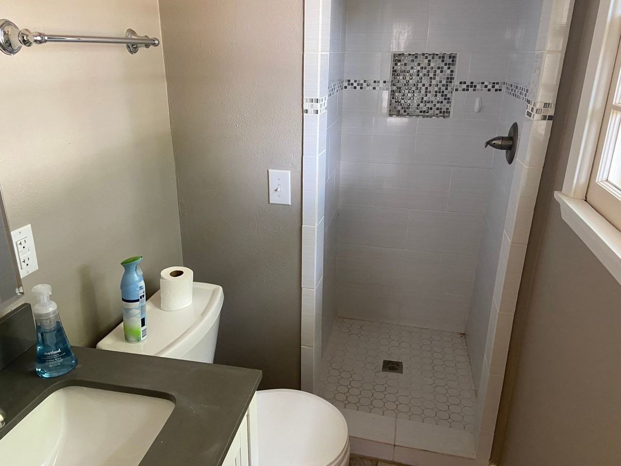 1134 Washington Blvd - Photo 3 of 12