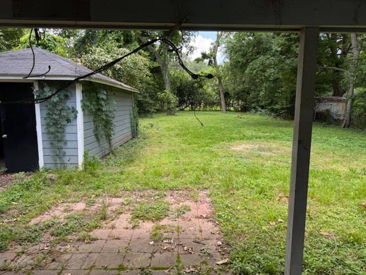 230 Preston Ave - Photo 2 of 12