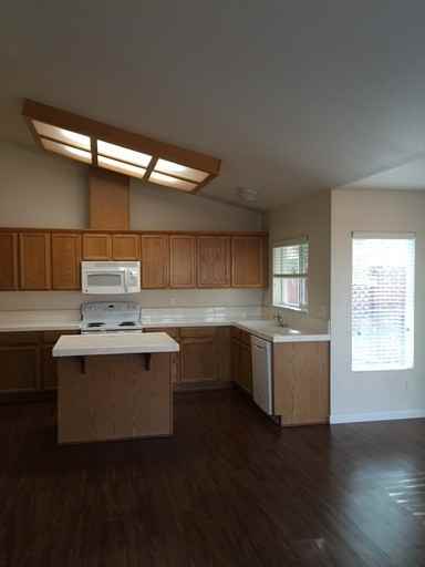 9751 Northmont Ln - Photo 3 of 10