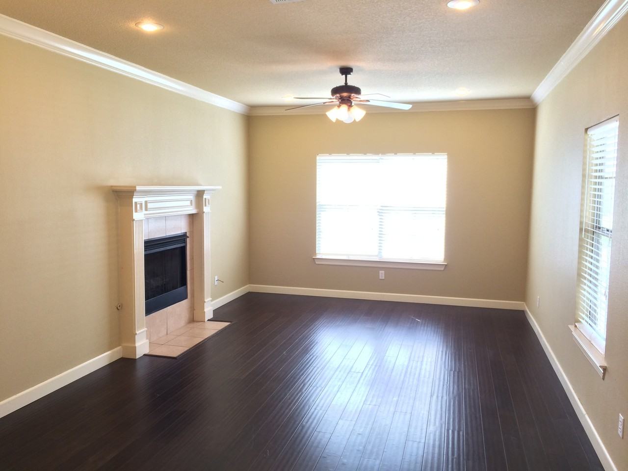 2708 N Westminster Dr - Photo 2 of 13