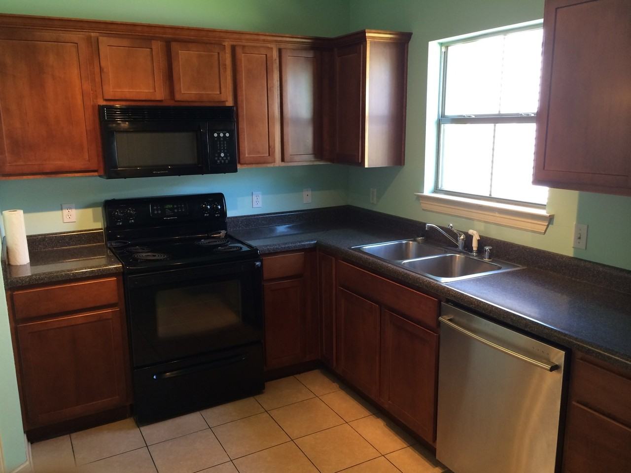 2708 N Westminster Dr - Photo 4 of 13