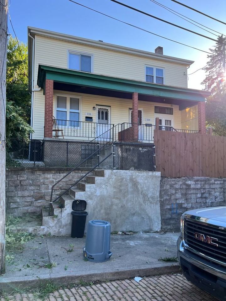 116 Friendship St - Photo 2 of 18