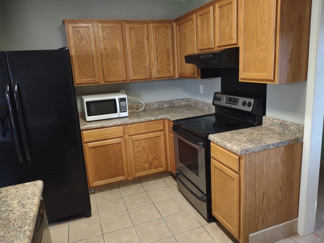 1204 Barnett Bend Cir - Photo 5 of 14