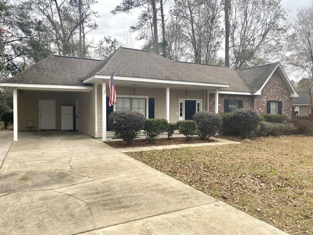 20025 Green Acres Drive