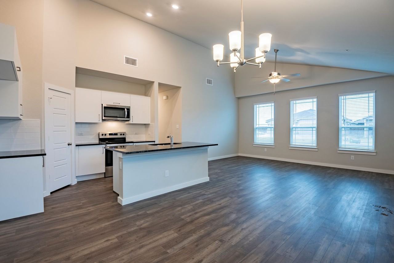 625 Wheatfield Dr - Photo 2 of 13