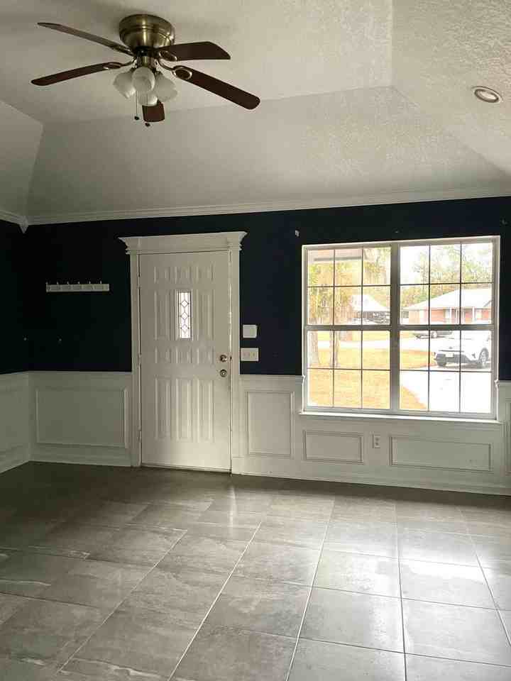 146 Fletcher Rd - Photo 7 of 14