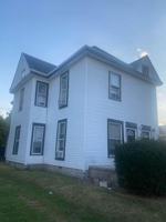 featured image of 131 W 13th St