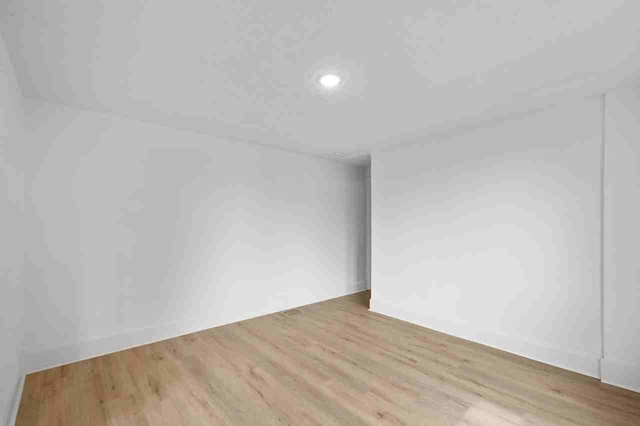 1111 Mcneilly Ave - Photo 4 of 20
