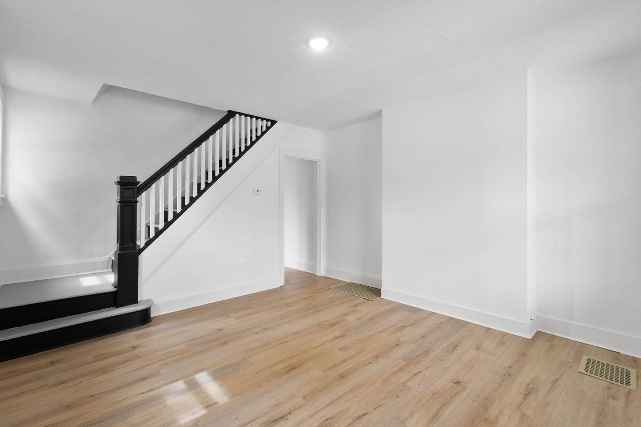 1111 Mcneilly Ave - Photo 7 of 20