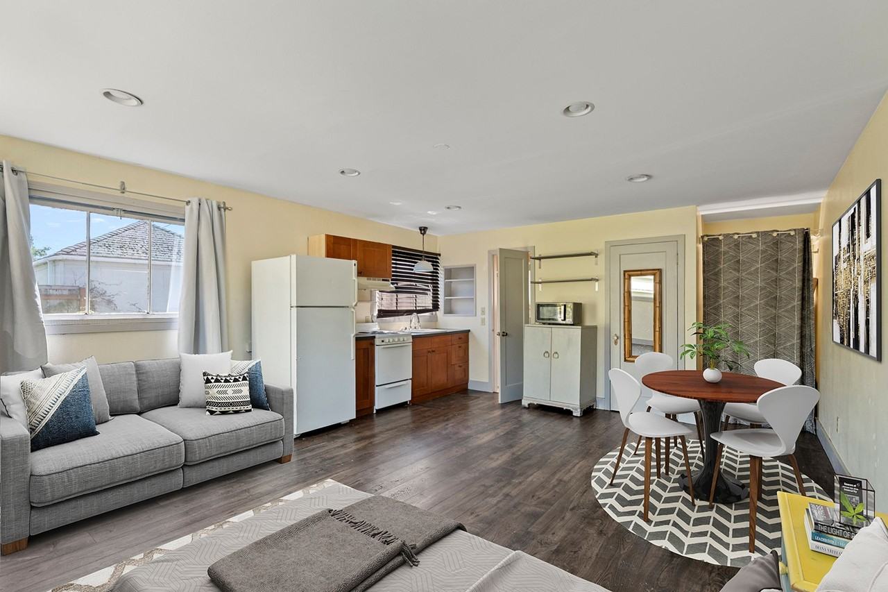 521 Whitworth - Photo 3 of 10