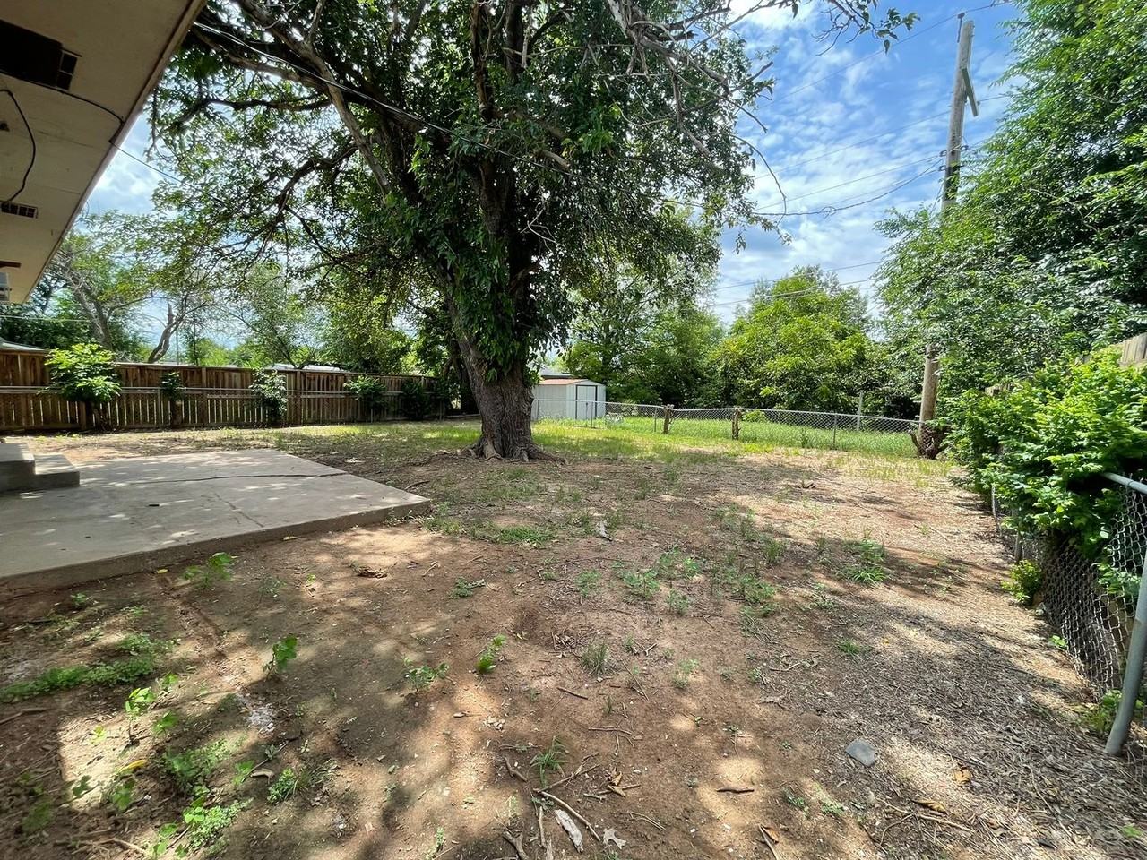 5808 Nw Liberty Ave - Photo 2 of 26