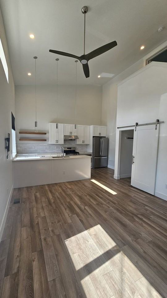 5875 E 13th Ave - Photo 5 of 16