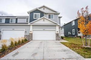 featured image of 7422 N Cottage Ln