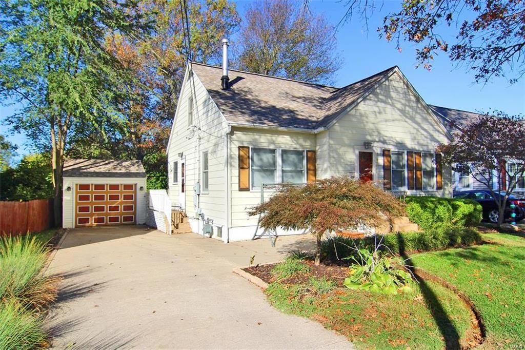 221 Henderson St #NA - Photo 2 of 24