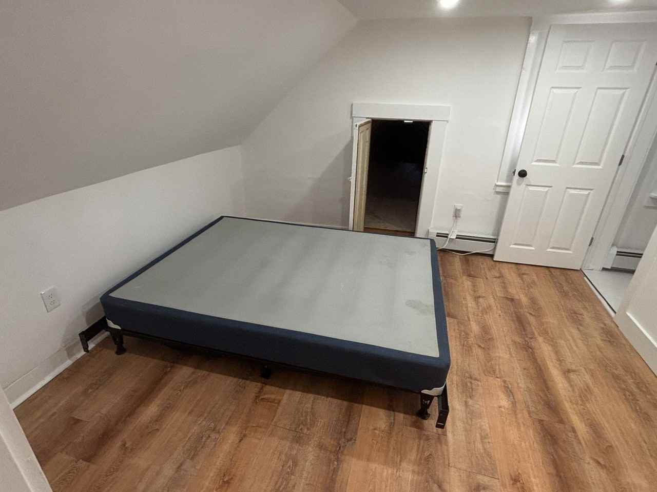 11 Russell St #NA - Photo 2 of 15