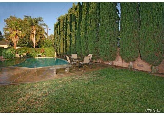 22114 Strathern St #NA - Photo 2 of 14