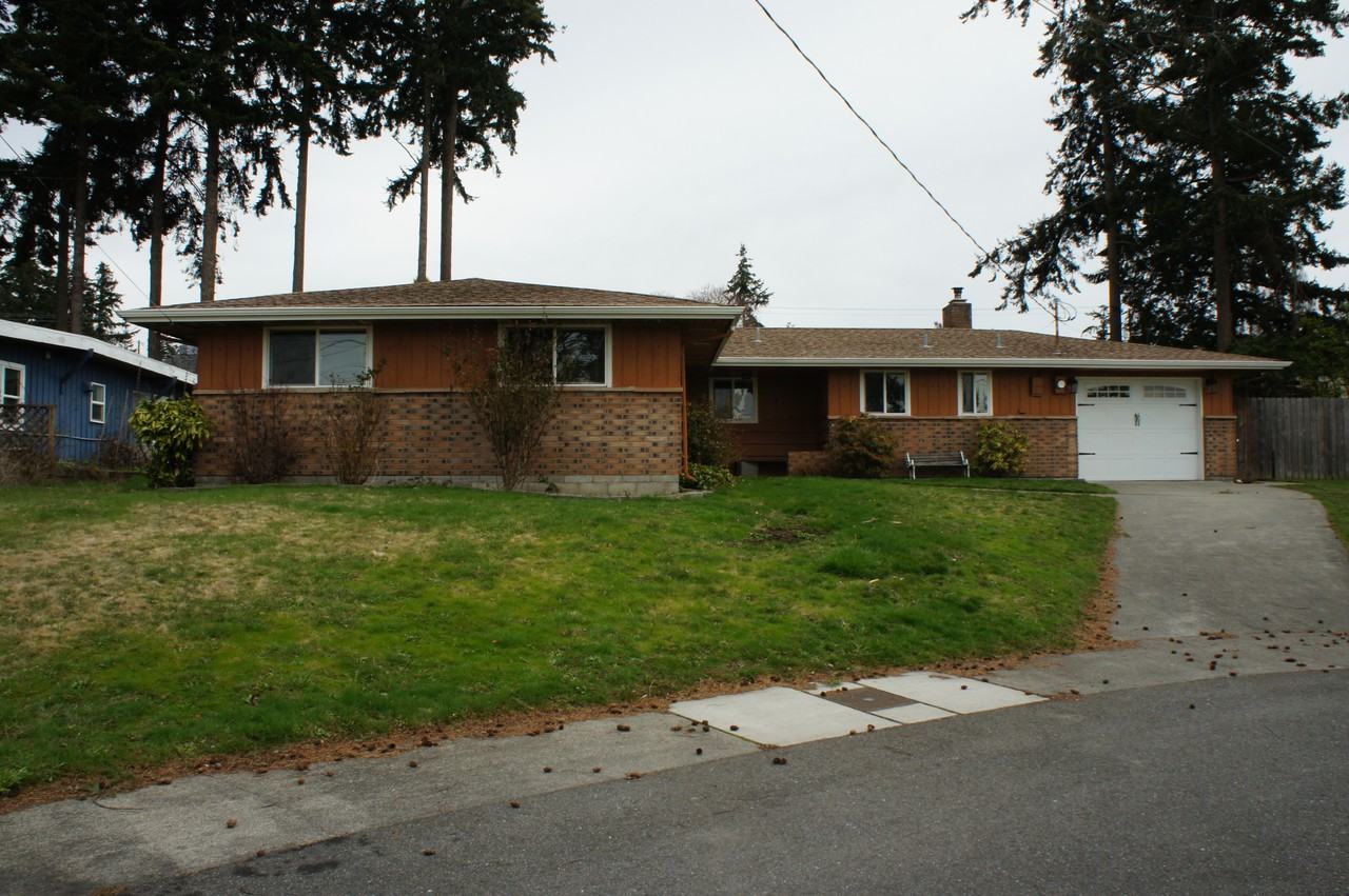 952 Ne Netlam Ln #NA - Photo 2 of 17