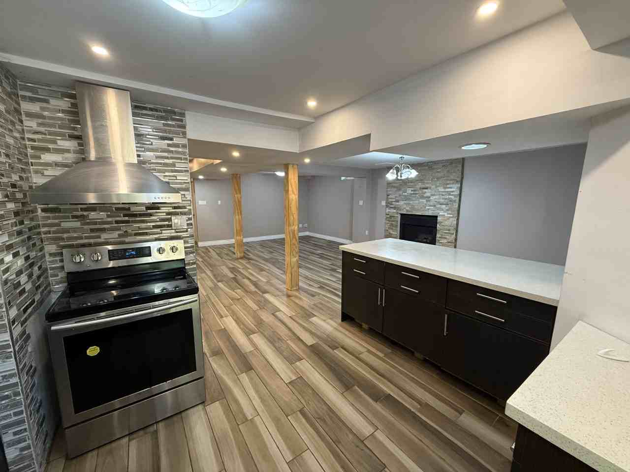 9 Birdsilver Gdns - Photo 3 of 14