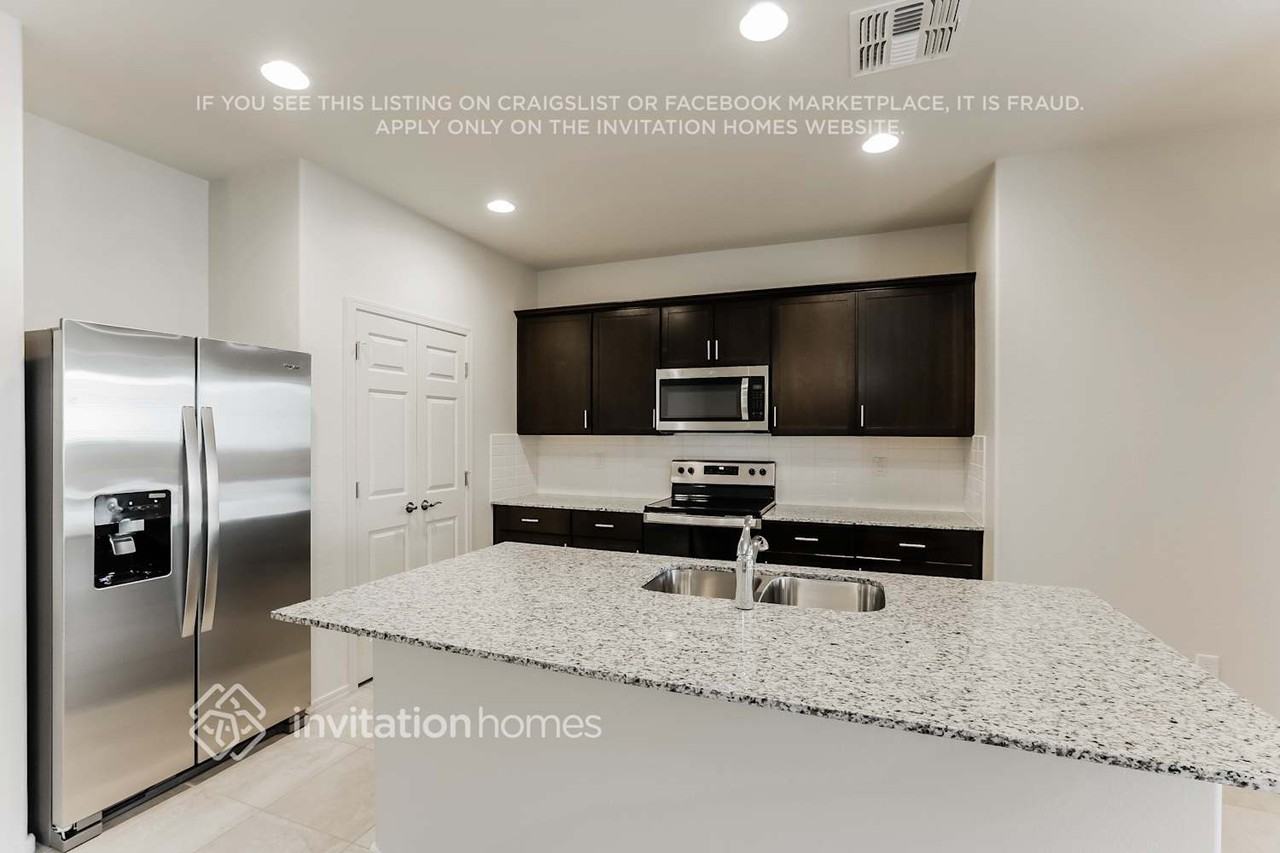 25358 W Romley Rd - Photo 6 of 23