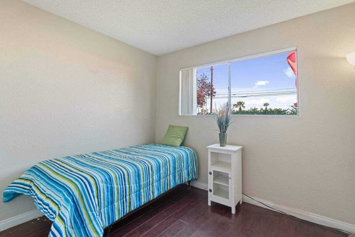 Greenville Park - Photo 4 of 20