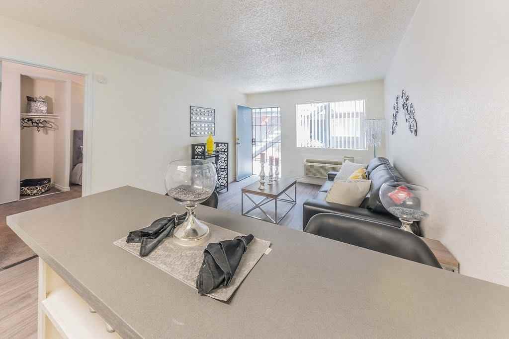 University Gardens - Photo 6 of 21