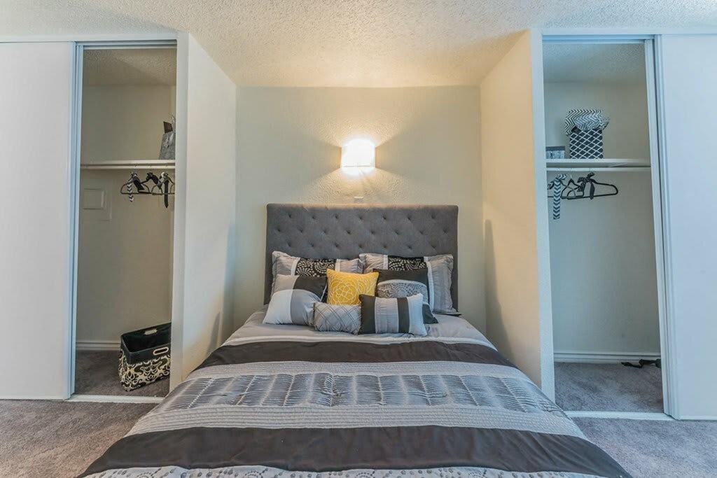 University Gardens - Photo 7 of 21