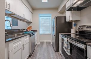 featured image of 5335 Nw Loop 410