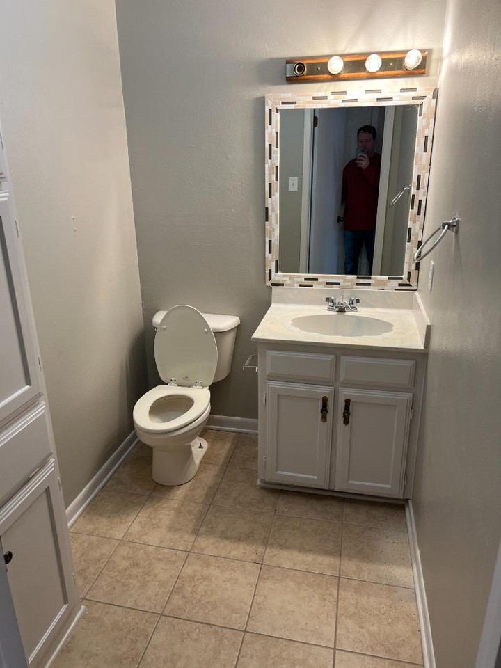 151 Susan Street - Photo 4 of 10