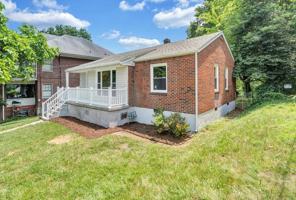 featured image of 1822 Oxford Ave Sw