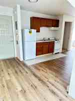 featured image of 127 1/2 Welch Ave