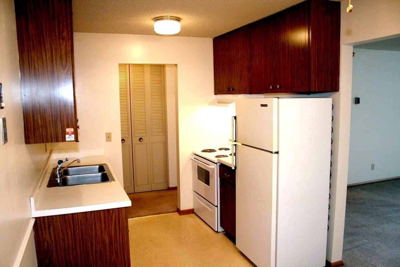 4456 Parklawn Ct Apartments - Photo 6 of 9
