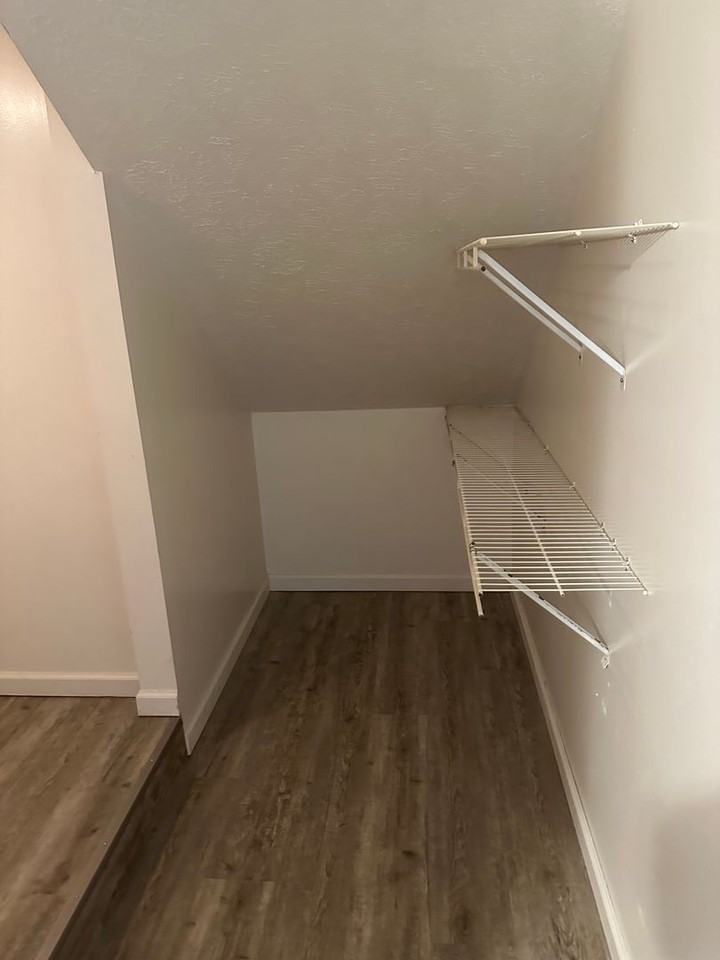 9016 W Jackson St - Photo 6 of 11