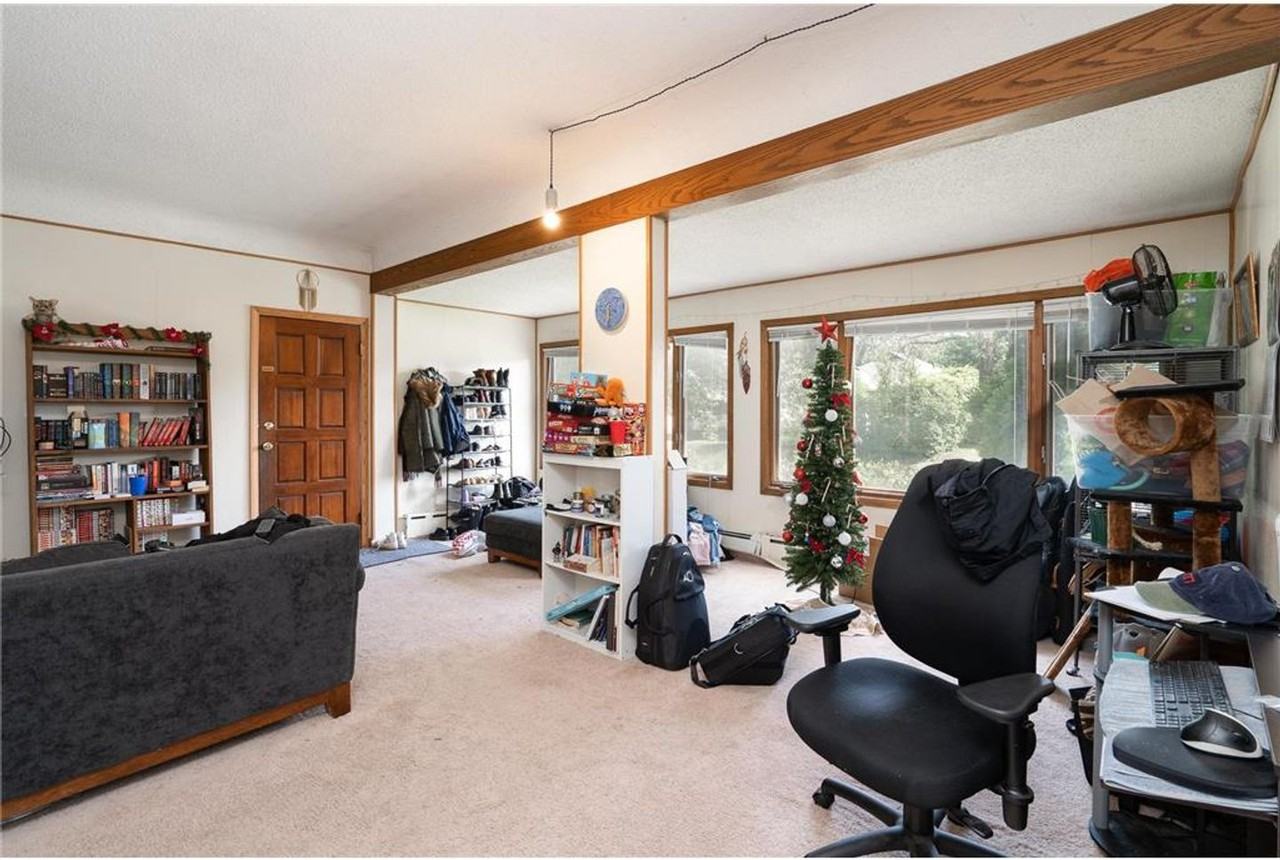 1555 Carroll Ave - Photo 2 of 17