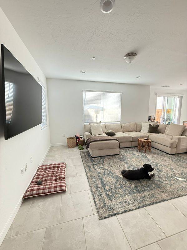 299 Talus Way S - Photo 2 of 14