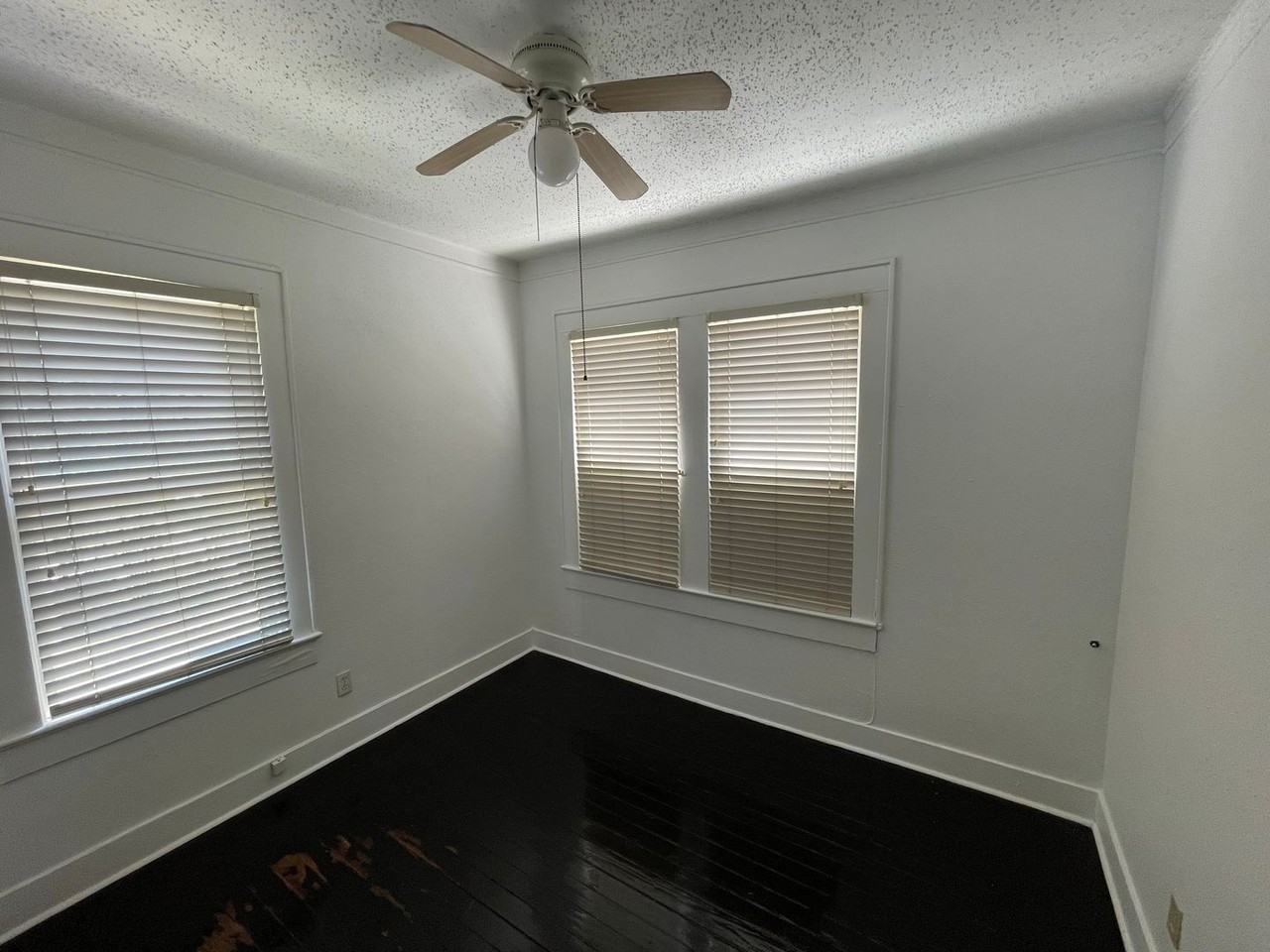 3205 Helms St. - Photo 6 of 21