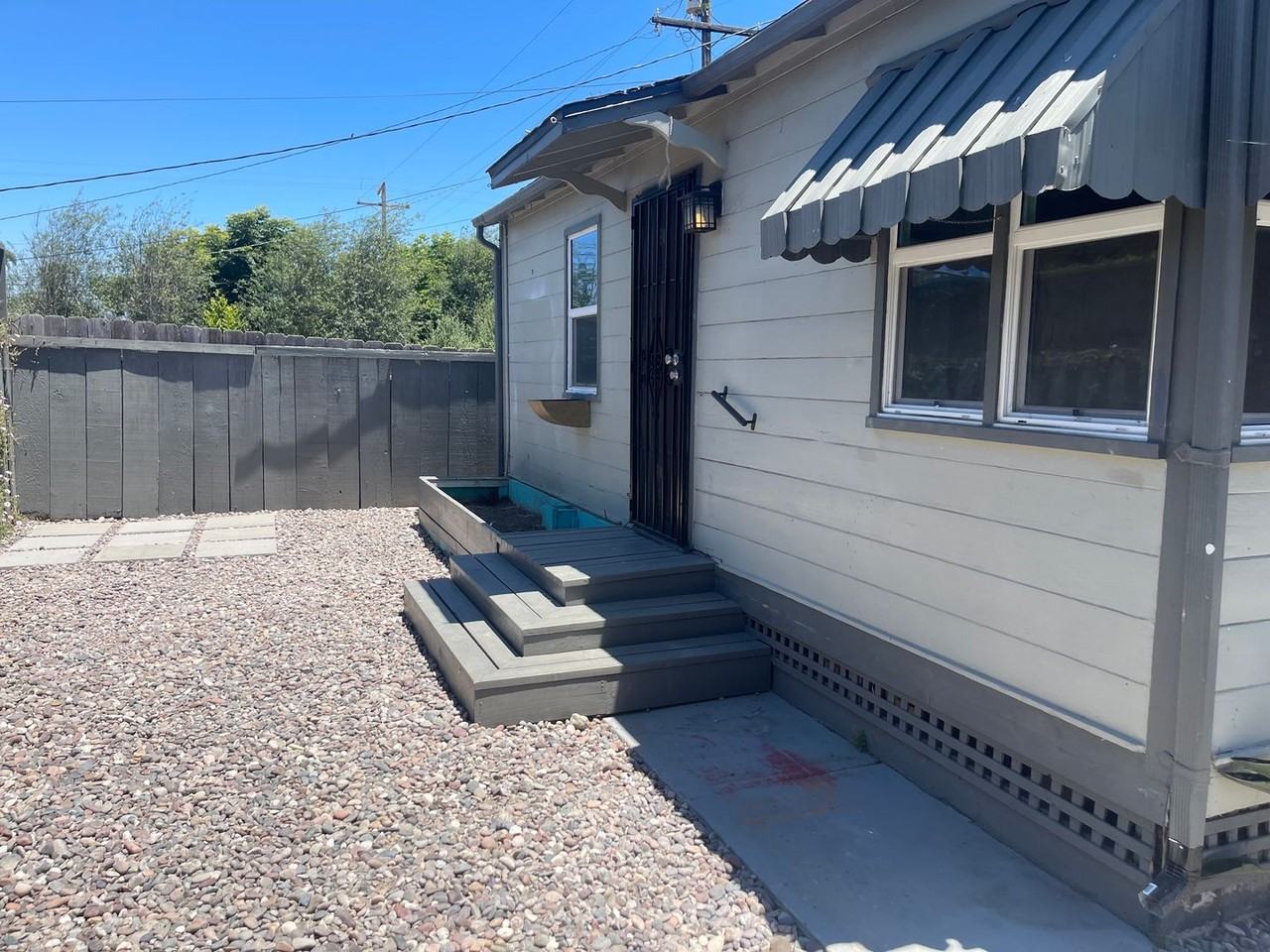 4965 Mansfield St - Photo 2 of 10