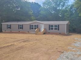featured image of 39 Sunnybrook Ln