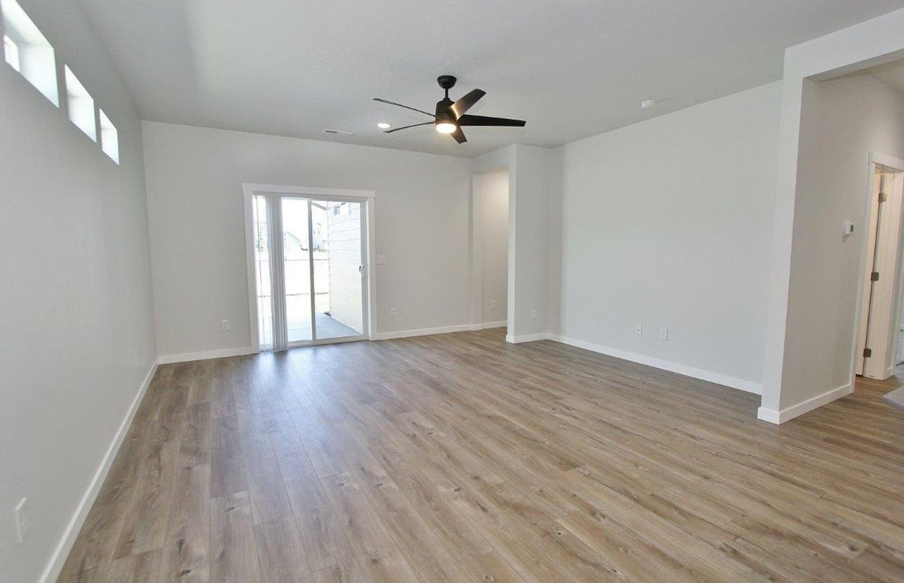 6752 W Plateau Creek Dr - Photo 2 of 25