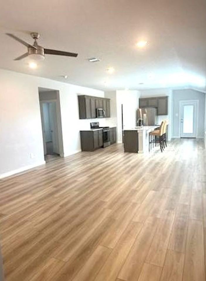 1208 Amistad Loop - Photo 3 of 13