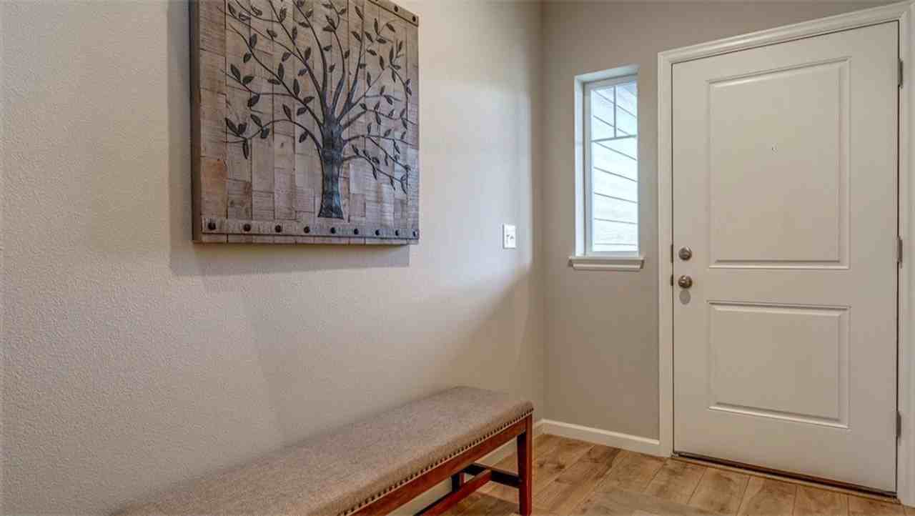 16941 Nw Viola St - Photo 2 of 32