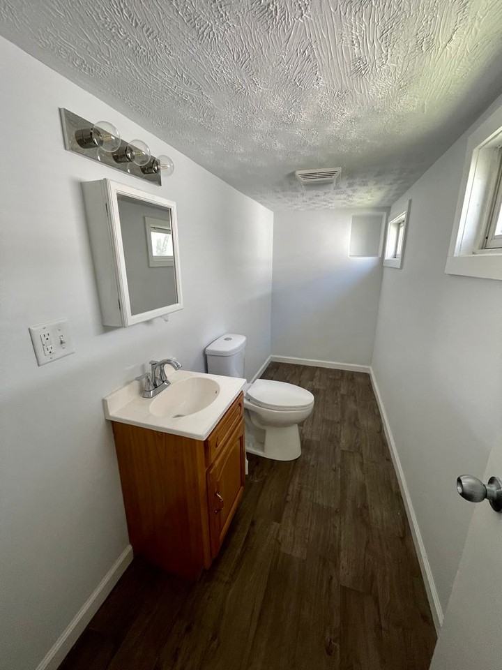 2126 N 15th St - Photo 6 of 15