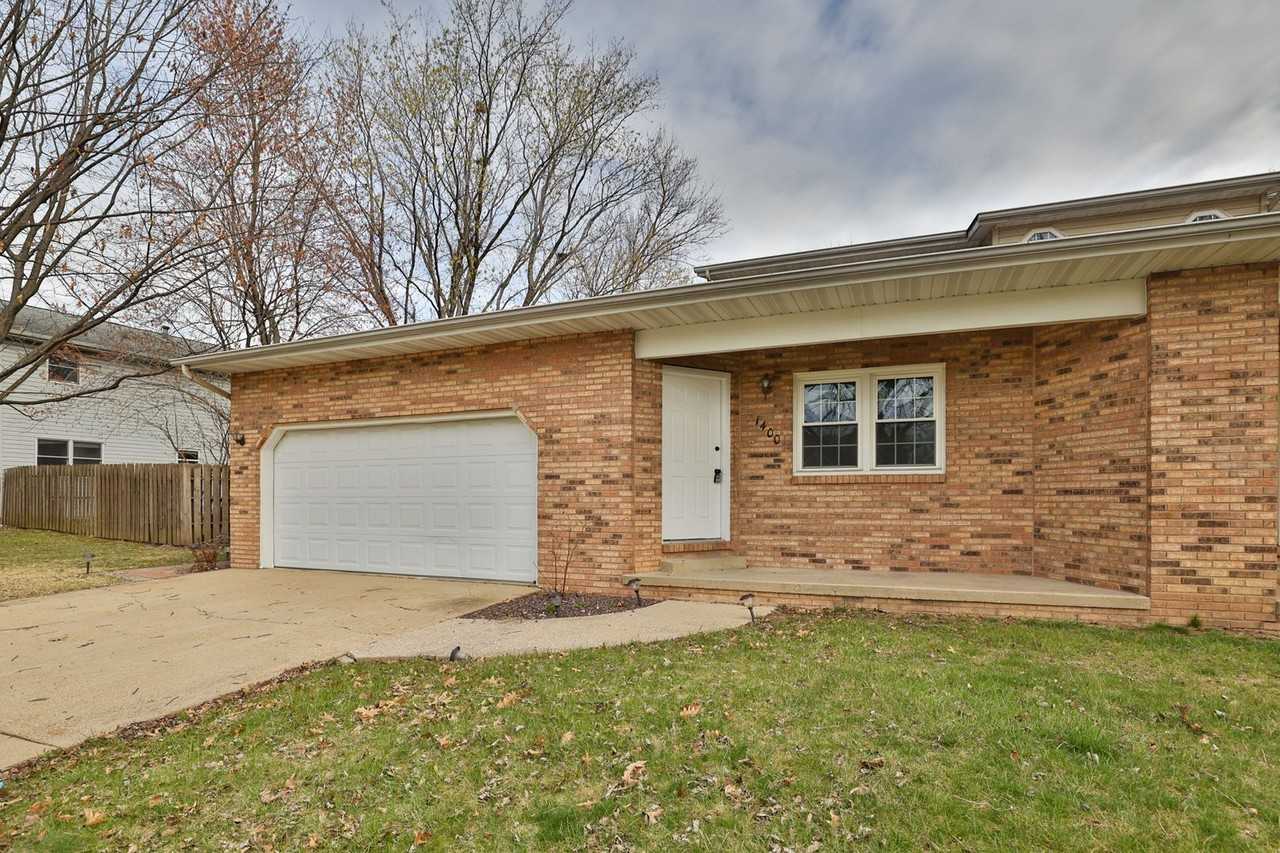 1400 Chancellor Dr - Photo 3 of 26