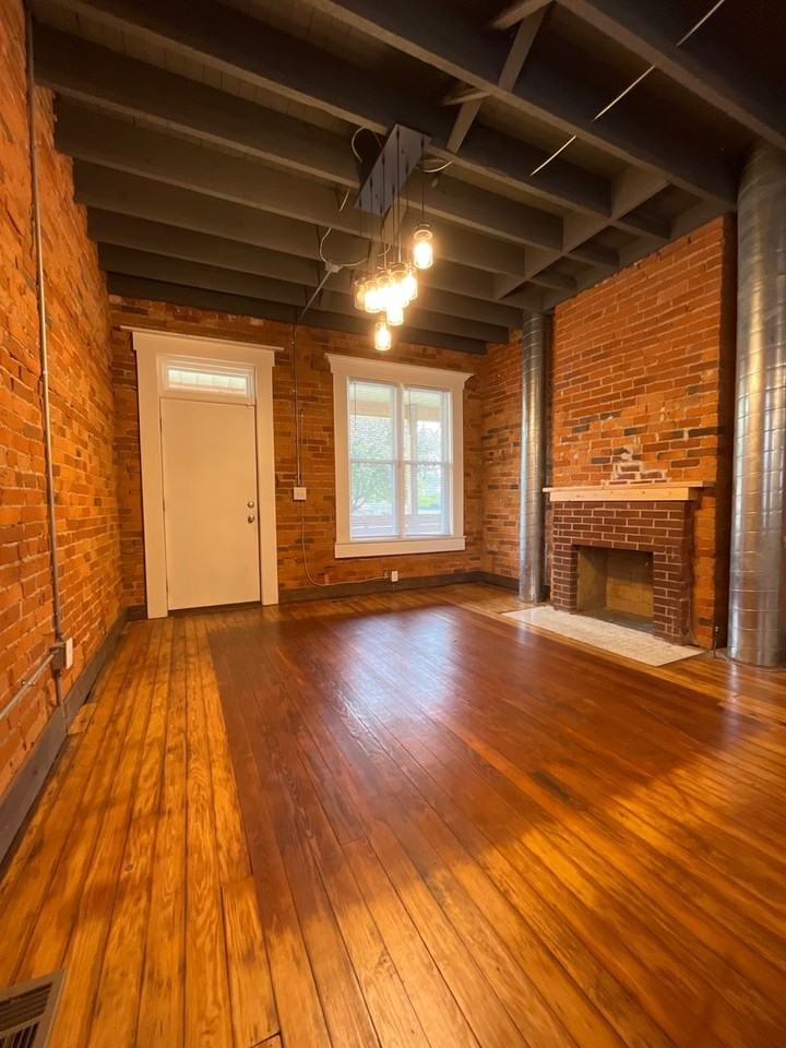 275 Miami Ave - Photo 7 of 25