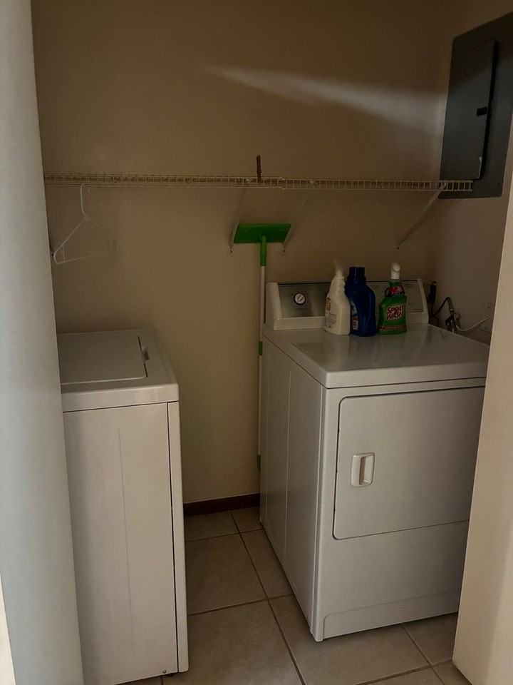 124 Alder Ave Se - Photo 5 of 13