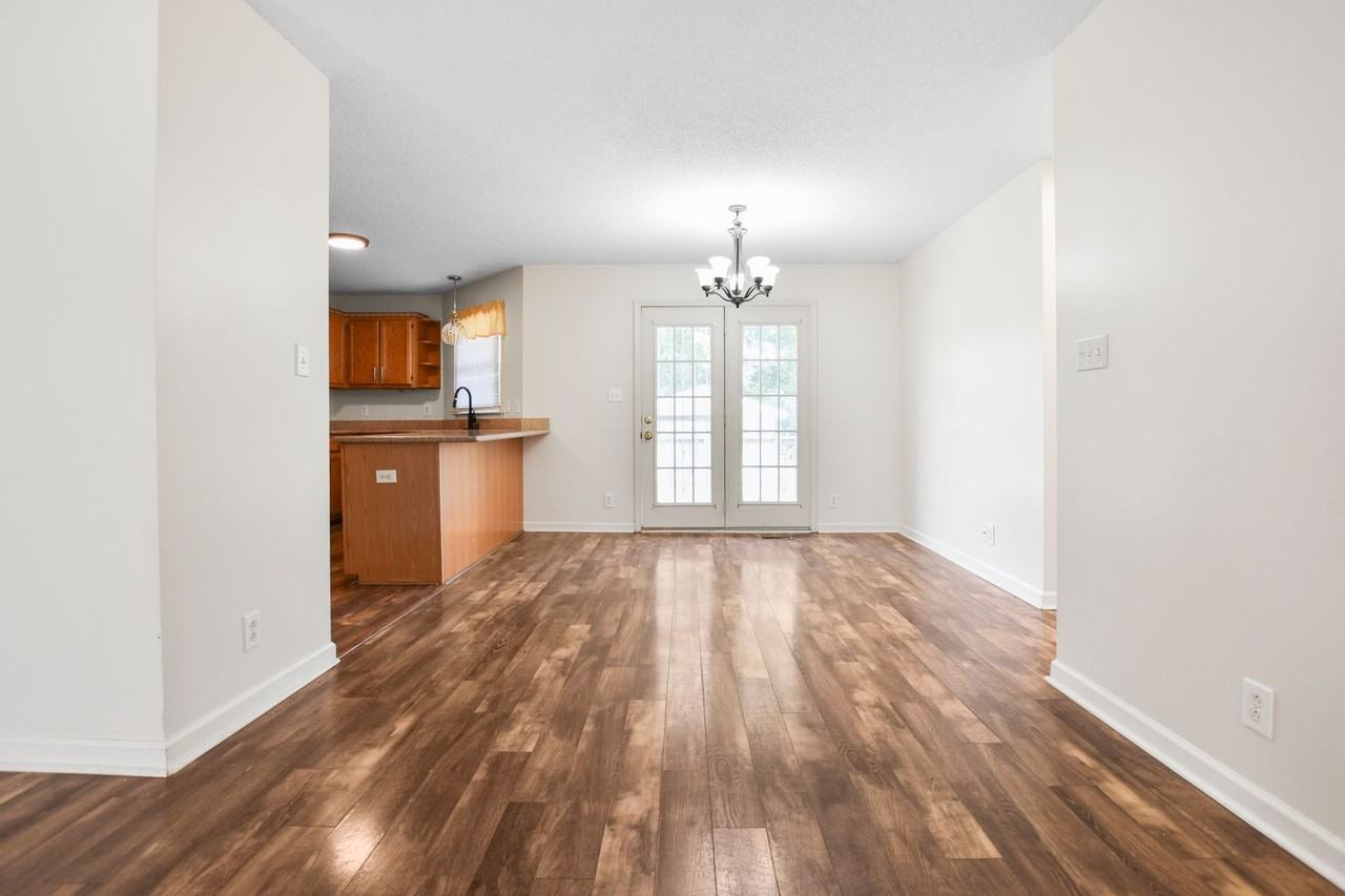 2903 Sarah Beth Ct - Photo 6 of 22